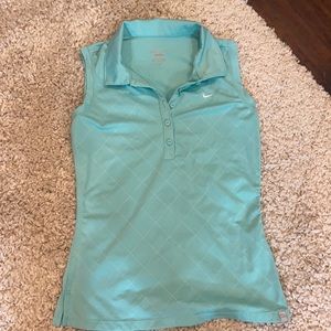 Nike sleeveless golf shirt size S